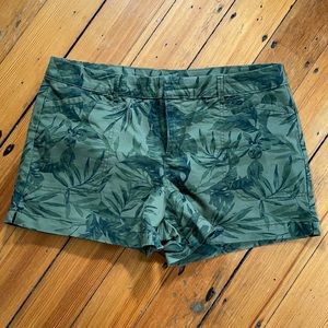 EUC Printed shorts